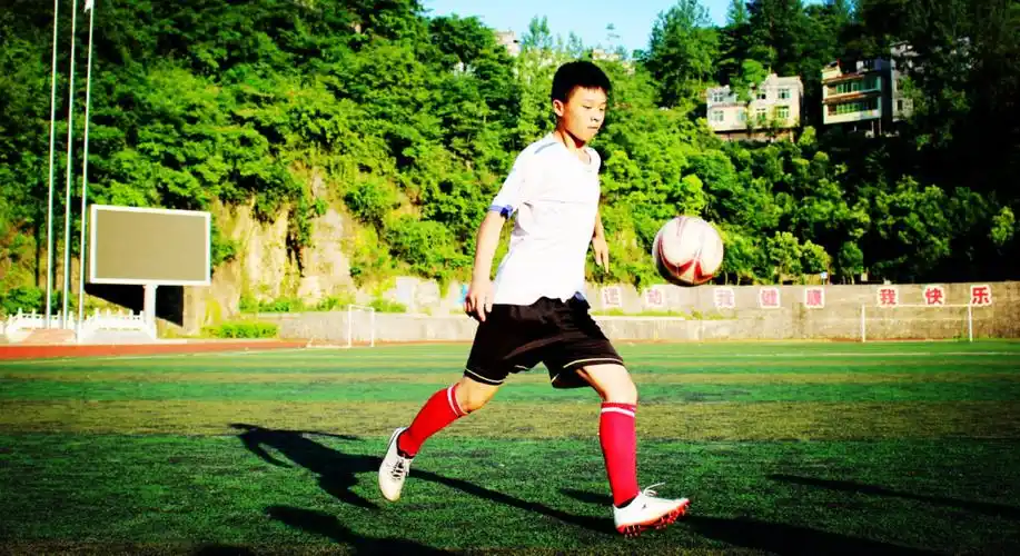 又是一年毕业季,我实中青年人足球俱乐部又一批朝气蓬勃的青年成长