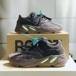 椰子鞋女700v2黑紫过毒正版老爹鞋ins鞋子潮冬加绒yezi yeezy正品