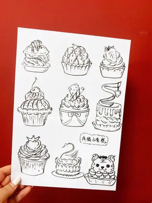 原创手绘纯线稿小蛋糕