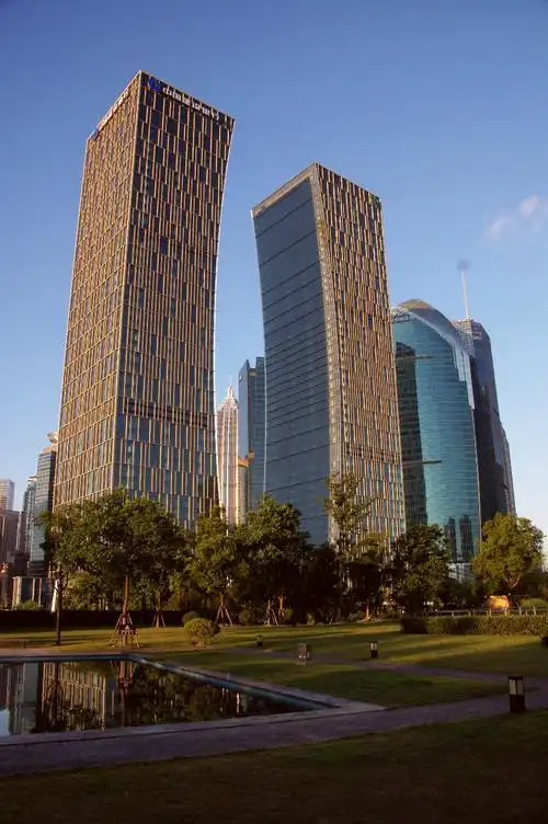 再拍上海船厂滨江绿地(摄于2012年7月27日晨)