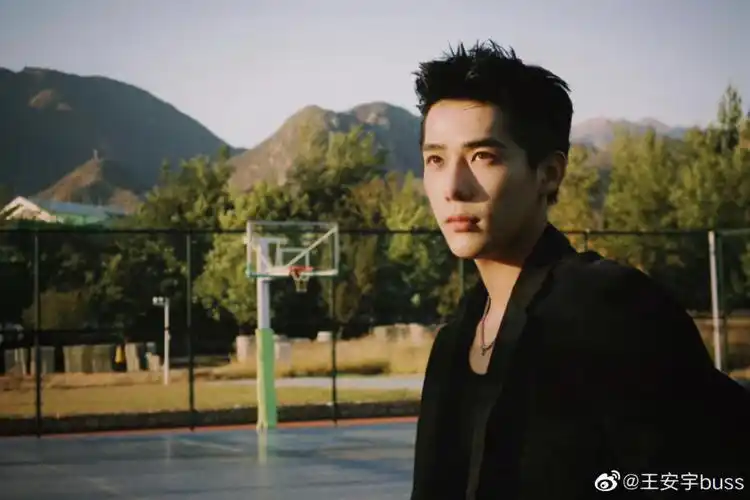 高颜值的学霸,毫无抵抗力,妈诶#王安宇  989898#炽道