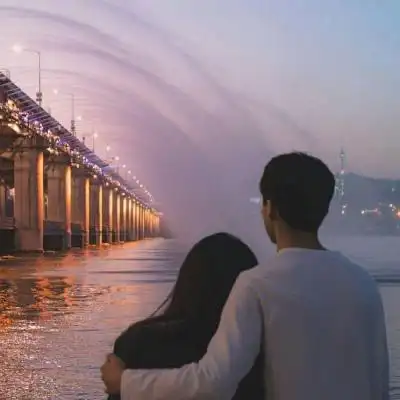 背影唯美情侣头像这种意境很美好