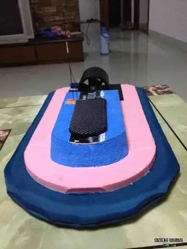 自制高速气垫船