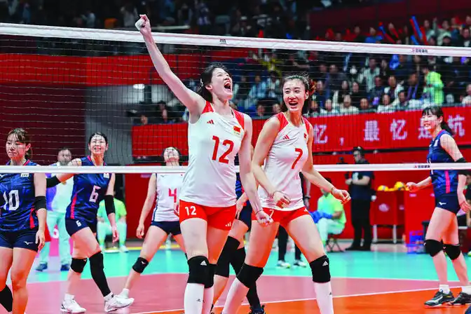 中国女排30大胜日本队夺冠