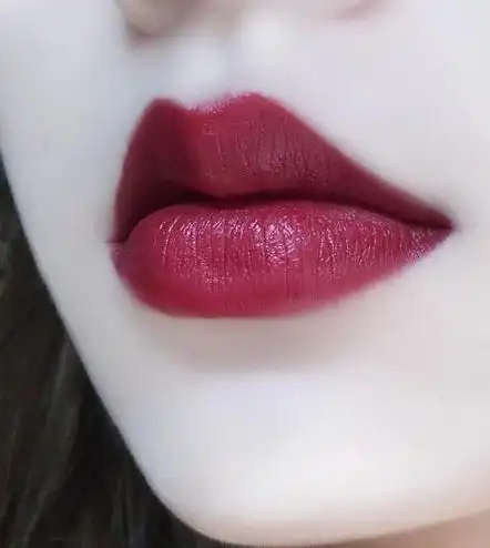 tf口红红管哪个颜色好看(新年最好看的口红)5