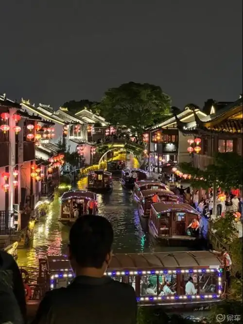 开上探陆去苏州,逛逛平江路和山塘街