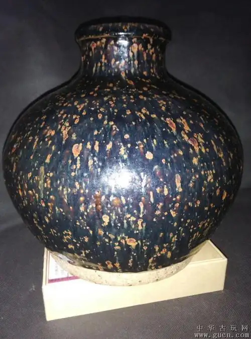 首页 店铺交易 陶器瓷器 藏品尺寸/规格:高23厘米口径9.5厘米