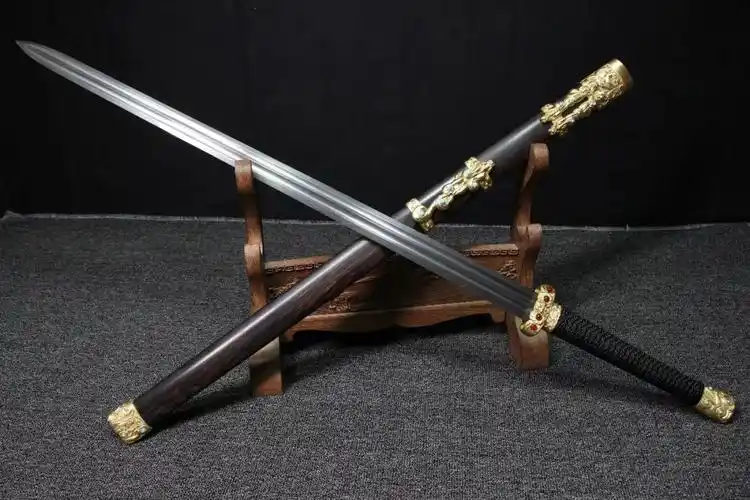 十年磨秦剑百年铸秦魂定秦剑