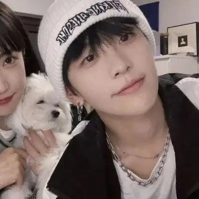 网红情侣头像一男一女高清图片唯美超甜情侣最火微信图片大全