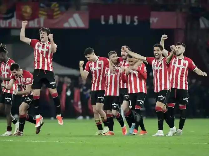 毕尔巴鄂竞技外号巴斯克雄狮.