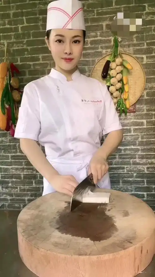 胖妹陈说美食微博主页(陈说美食胖妹直播微博)