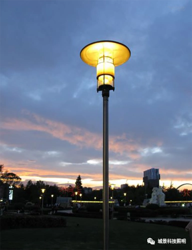 【设计分享】让人过目不忘的多功能路灯设计