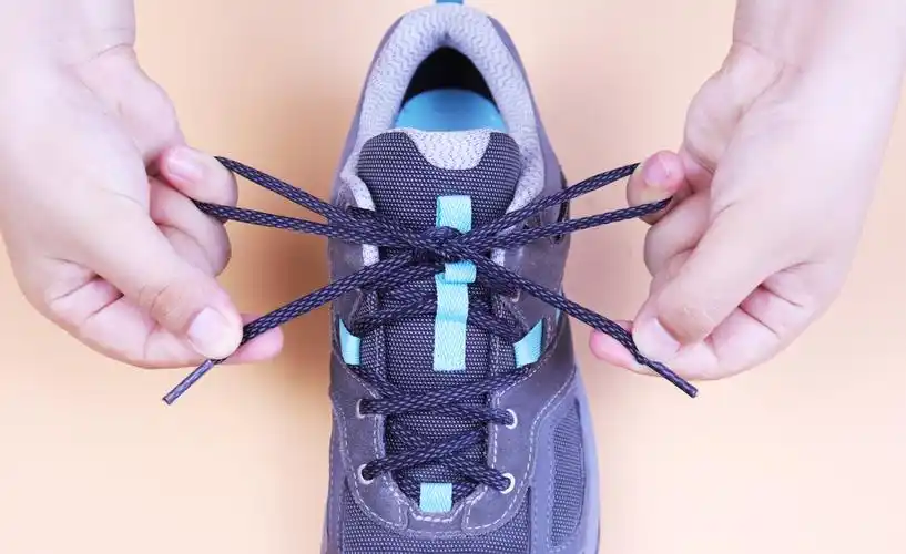 学会这两个打结技巧,打结好不会松!