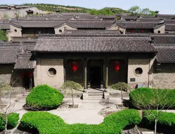 中国历史上最大的私人民宅,比故宫大10万平方米!是一代人的印记