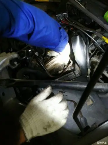 老8 换节温器_gl8论坛_爱卡汽车