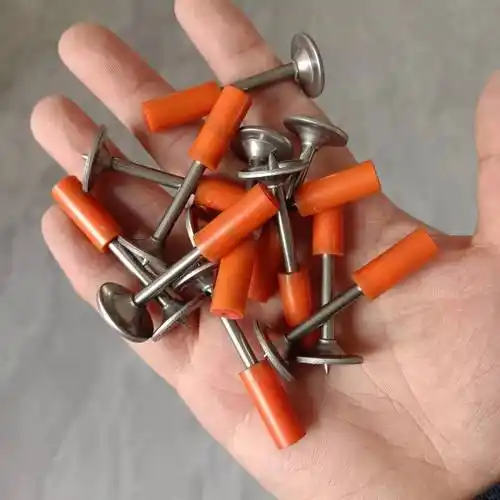 304不锈钢32炮钉吊顶一体钉出售铁片部分是201钉子304