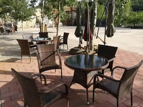 温馨提示: 公众微信号: 景区地址: 北京市昌平区十三陵镇德胜口大桥西