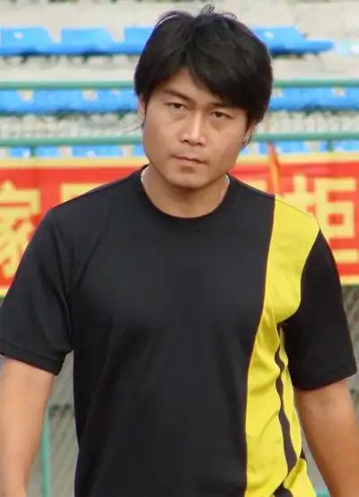 图文延边主场6球狂胜上海申思赛后表情严肃