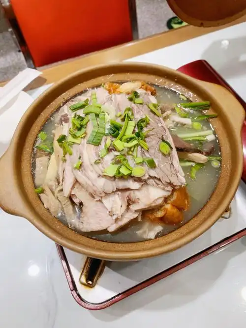 秋天里的一碗牛杂汤