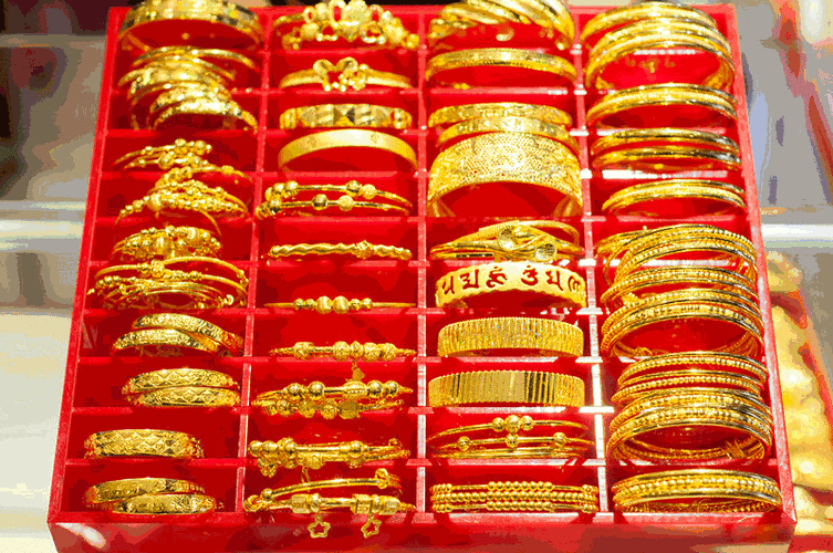 【双十二年终疯狂钜惠】六六福钻石珠宝真金白银送给您!