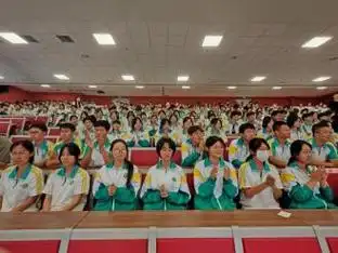 自立自强——科学家精神进校园"六个一"公益活动走进天津市实验中学