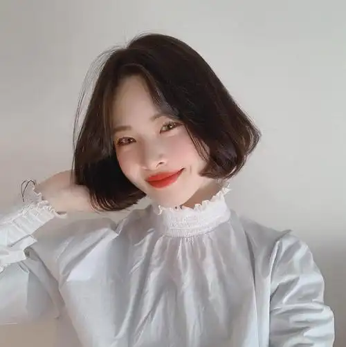 免打理巨减龄的短发造型