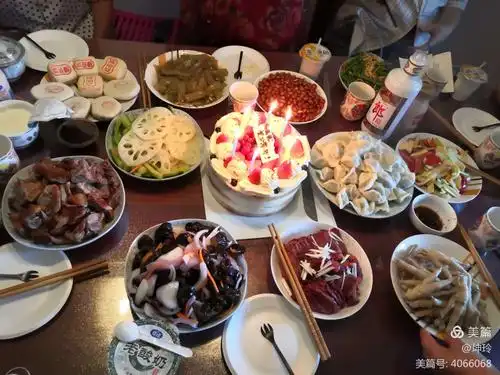 看到了么:好丰盛的生日宴!