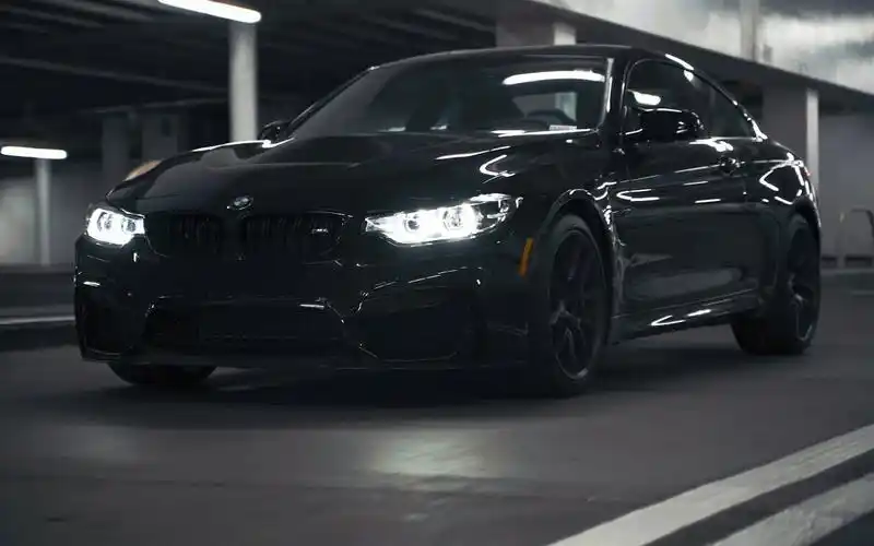 bmw m4 cs 雷霆版黑武士