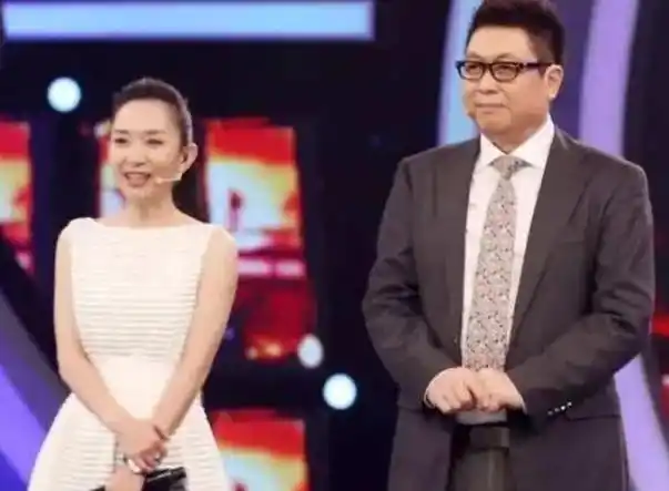 情感主持王芳被同事排挤北漂发展嫁大15岁丈夫独自照顾女儿