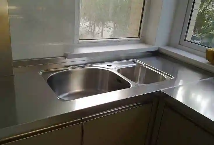 厨房台面选什么材质?石英石,大理石,不锈钢,岩板,哪种更好?