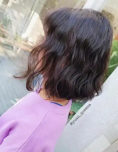 短发水波纹烫发图片 平行纹路可整齐也可以乱中有序_发型站_最新流行