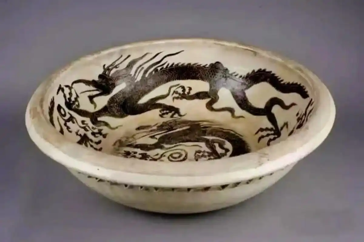金代磁州窑龙纹大盆 #磁州窑博物馆藏品 #文物 #龙 #古 - 抖音