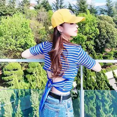 站立式美女头像组图 世界很苦但你很美-女生头像