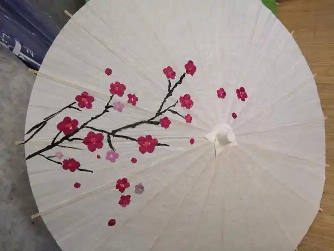 七夕节乞巧节,巧手画伞面