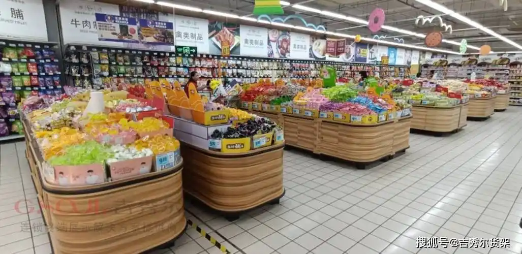 超市货架:平凡中的不凡