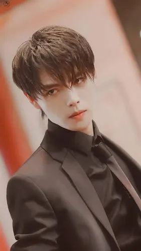 家人们,求肖宇梁小哥美图!