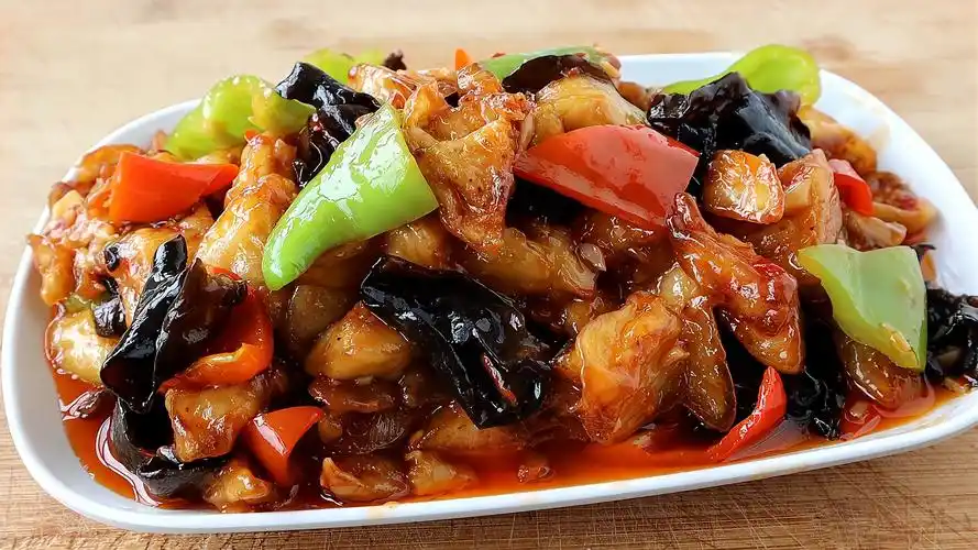 家常版红烧茄子的做法色香味俱全特别好吃下饭太香了