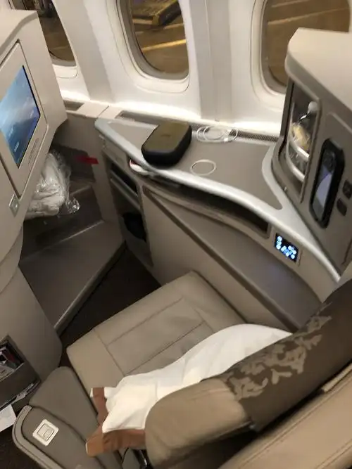 人生第一次商务舱,献给东航!