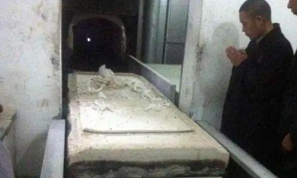 火化时真能把人烧成灰吗?很多人都想错了,现在知道还不晚!