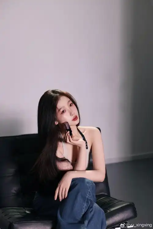 虞书欣中餐厅顶锅杂技表演##虞书欣中餐厅##虞书欣