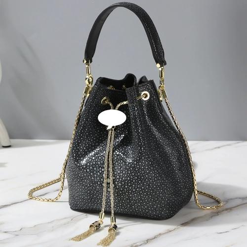 珍珠鱼皮包包新款潮小众奢品女包大容量水桶包真皮单肩斜挎手提包