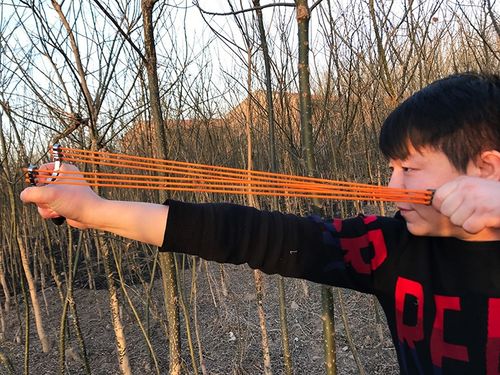 弹弓牛角枪式弹泥玩具大威威力高精度皮筋架子飞镖