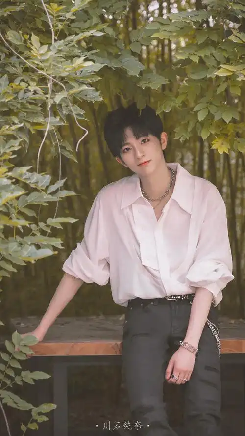 刘冠佑元气ace##刘冠佑##刘冠佑甜酷工装大片##和刘冠佑一起做公益