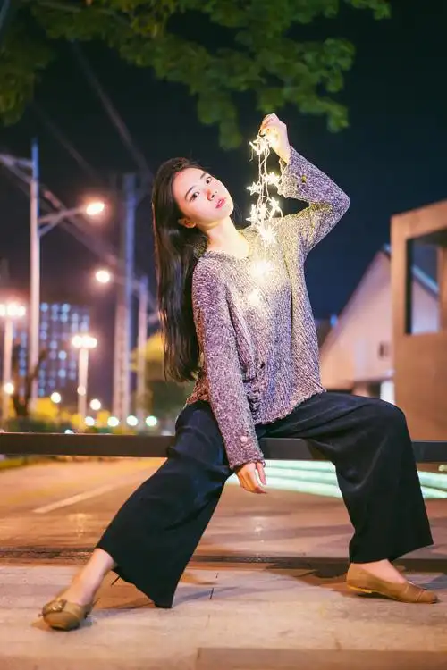 那个很酷的女生