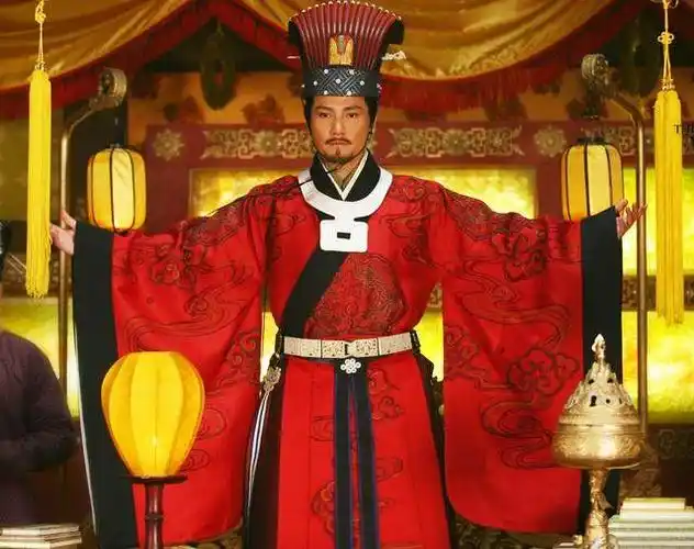 元朝服饰延续了他们一惯的自由作风.