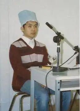 执迷不悟嫁给天才顾城,10年后命丧他手,她的爱情为何走向悲剧?