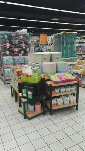 家庭用品集陈,端头,货架陈列图片