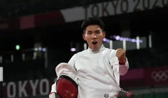 第38金!曹缘跳水10米台夺金