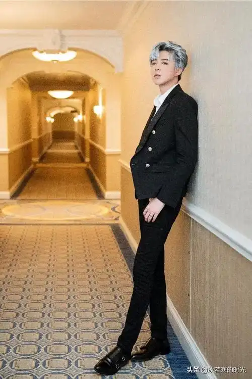 头条问答 - 娱乐圈里身高超过185cm的男明星都有谁?