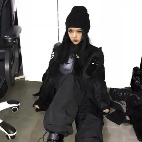 个性妖娆妩媚霸气的女生头像